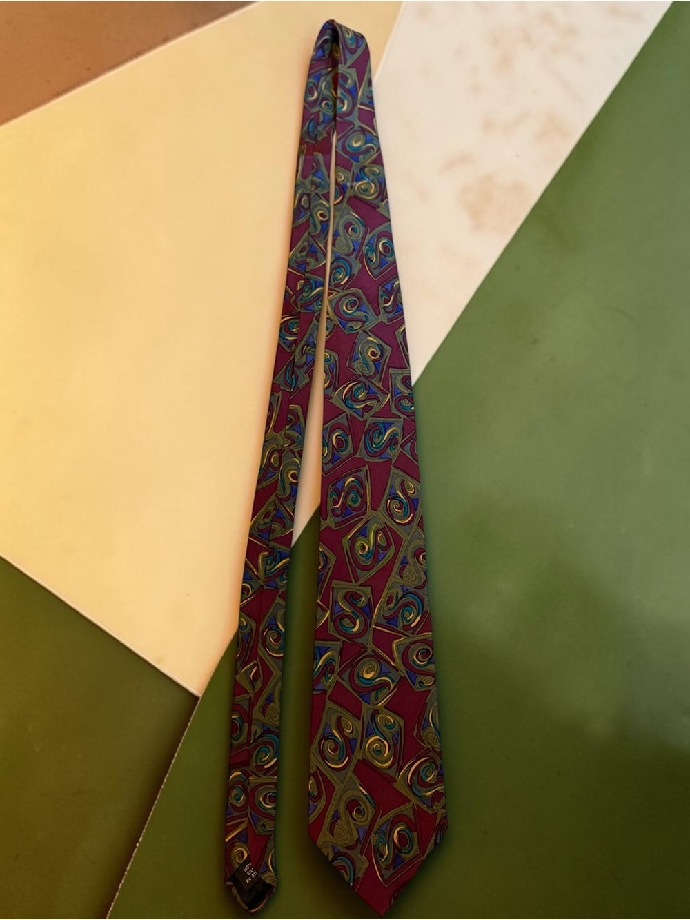 Vintage Hunting Horn Classics 100% Silk Tie Abstract Swirl